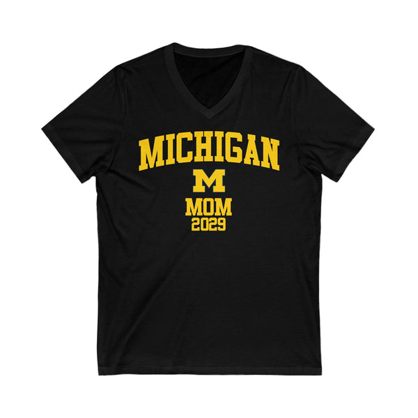 Michigan Class of 2029 MOM V-Neck Tee