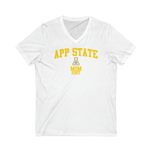 App State Class of 2027 MOM V-Neck Tee