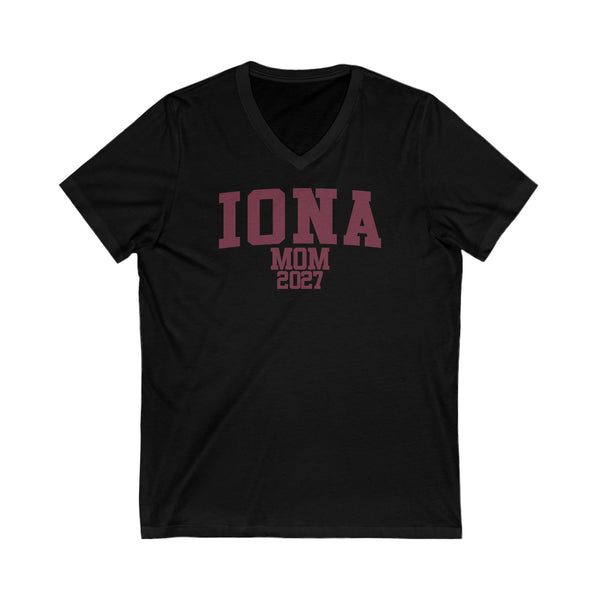 Iona Class of 2027 MOM V-Neck Tee