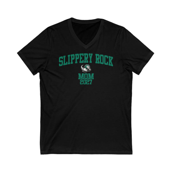 SRU Class of 2027 MOM V-Neck Tee