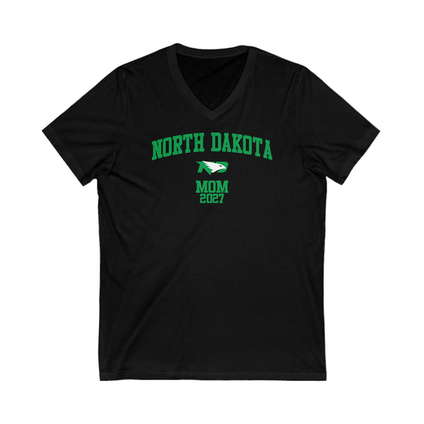 UND Class of 2027 MOM V-Neck Tee