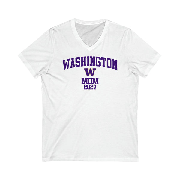 Washington Class of 2027 MOM V-Neck Tee