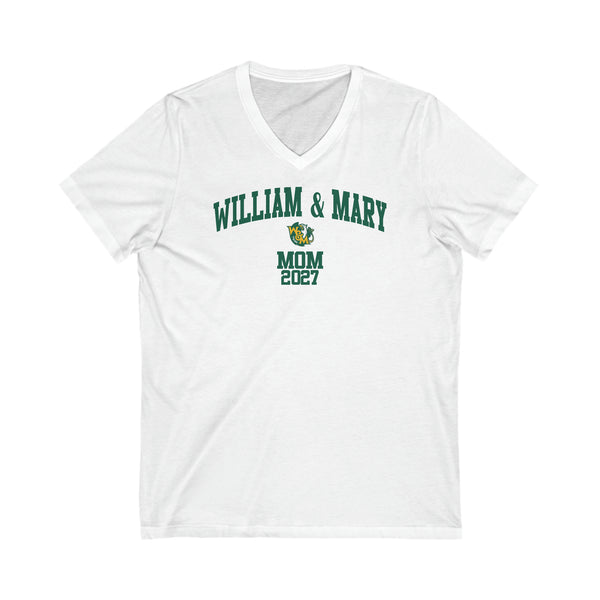 W&M Class of 2027 MOM V-Neck Tee