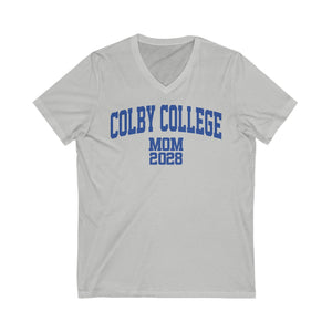 Colby Class of 2028 MOM V-Neck Tee