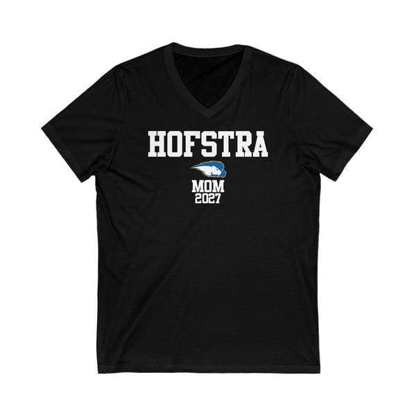 Hofstra Class of 2027 MOM V-Neck Tee