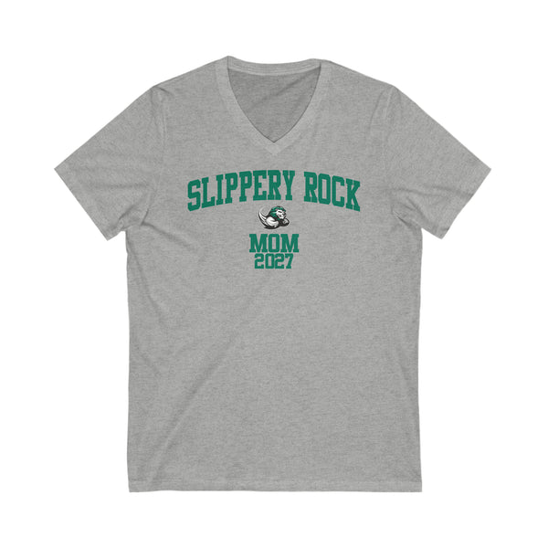 SRU Class of 2027 MOM V-Neck Tee