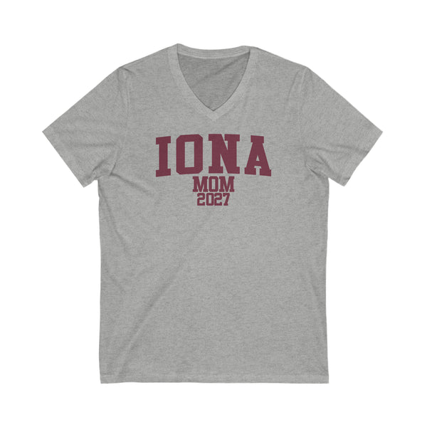Iona Class of 2027 MOM V-Neck Tee