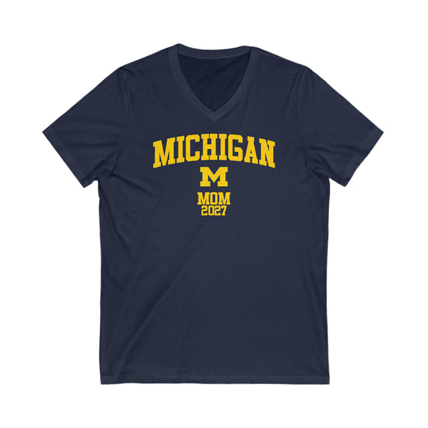 Michigan Class of 2027 MOM V-Neck Tee