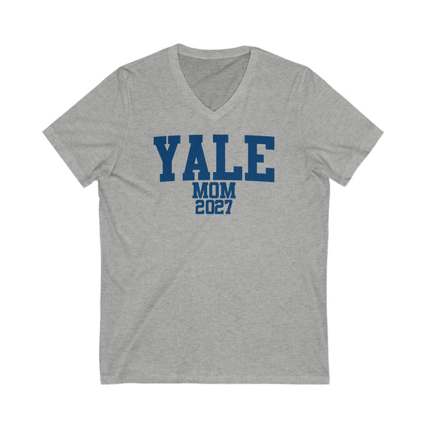 Yale Class of 2027 MOM V-Neck Tee
