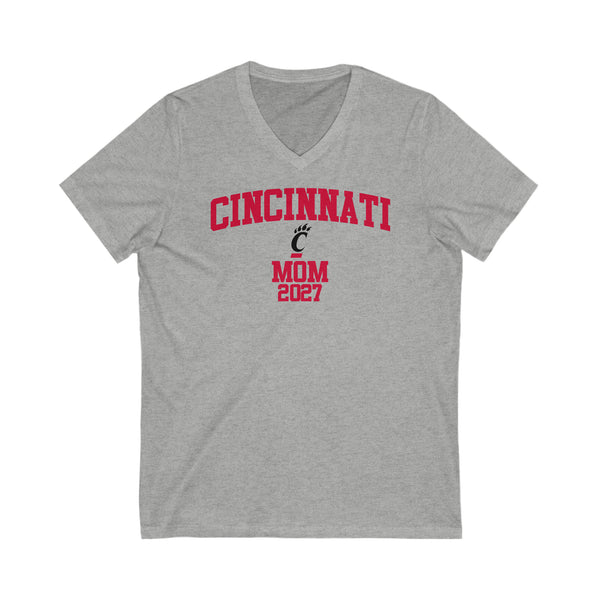 Cincinnati Class of 2027 MOM V-Neck Tee