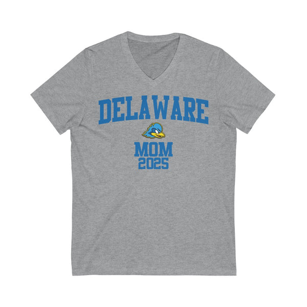 Delaware Class of 2025 - MOM V-Neck Tee