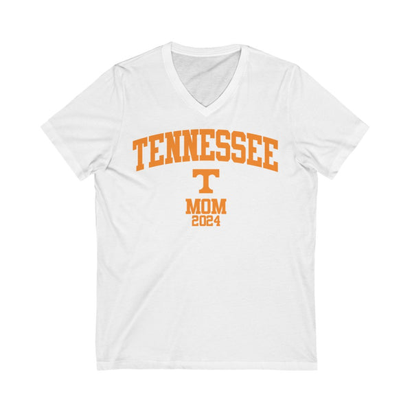 UTK Class of 2024 - MOM V-Neck Tee