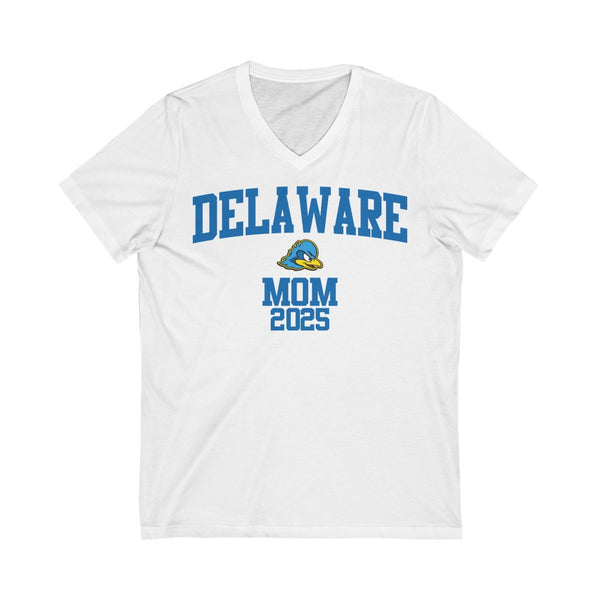 Delaware Class of 2025 - MOM V-Neck Tee